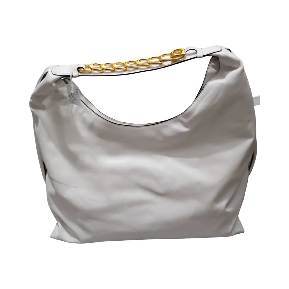 Donna Karan please note